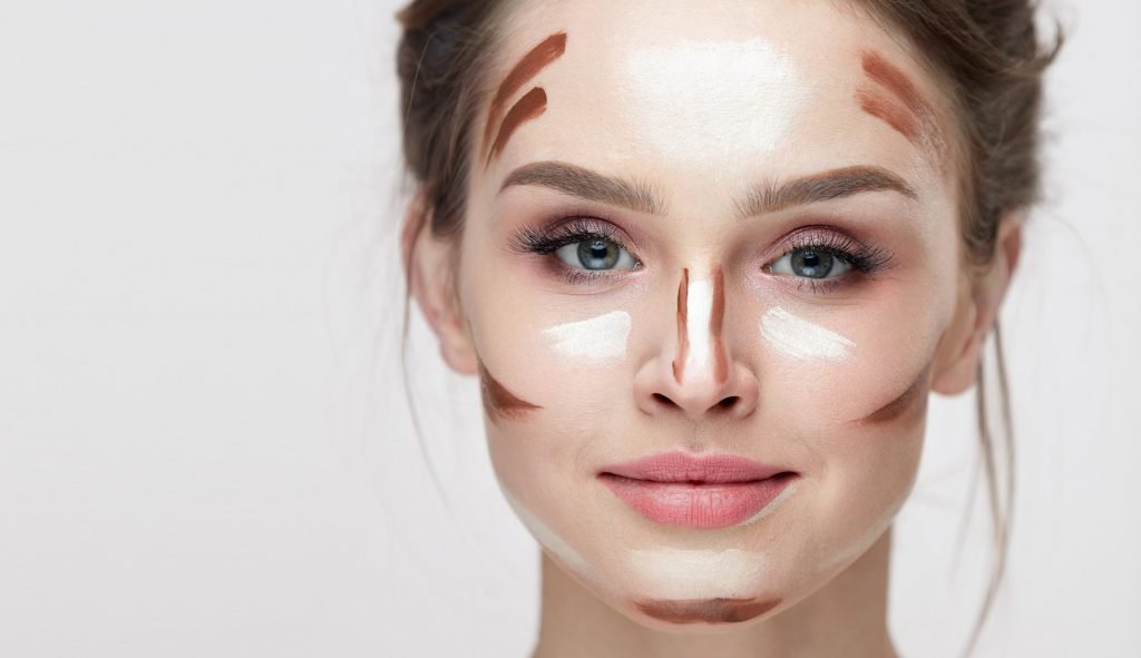 How to contour a Square Face Shape