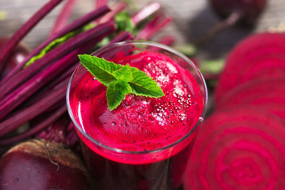 beetroot-juice-promotes-the-growth-of-good-gut-bacteria